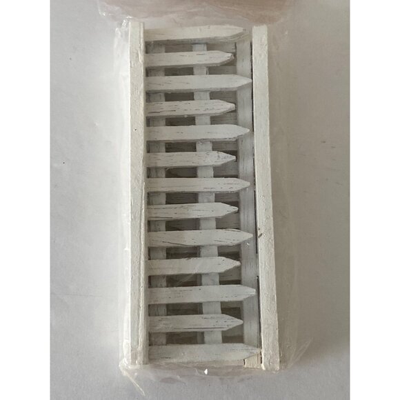 VTG Doll House Miniature Picket Fence Outside Village Decor Accessory Shadow Box - Picture 4 of 13